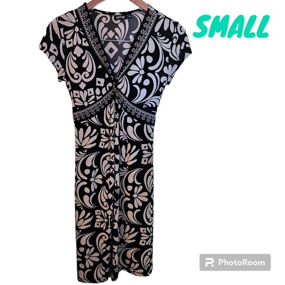 New APT 9 Wrap Tie Back Floral V Neck Dress Knee Length Cap Sleeve Women Small - Picture 1 of 7